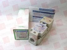 SCHNEIDER ELECTRIC XS7C40FP260H29 1