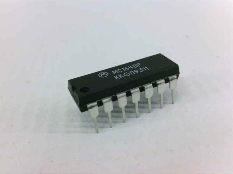 NXP SEMICONDUCTOR MC1648P